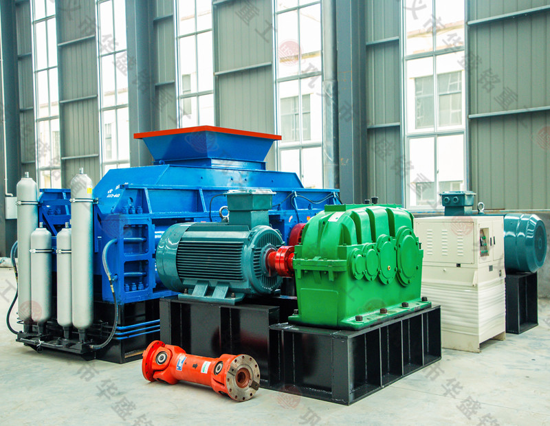 時產(chǎn)50噸左右的鵝卵石制砂機(jī)設(shè)備需投資多少錢