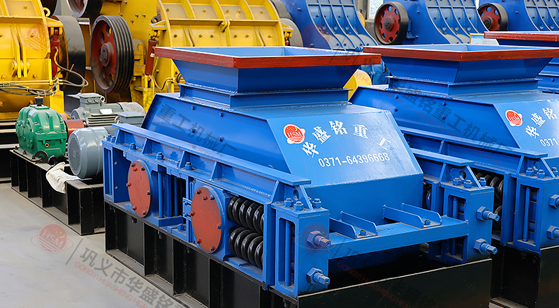 液壓對輥破碎機(jī) 液壓對輥破碎機(jī)